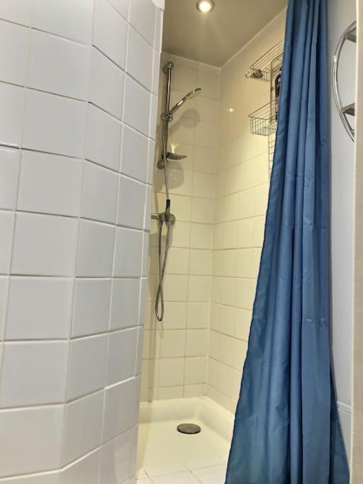 Appartement Elegant Et Confortable Cote Gare Amberieu-en-Bugey Bagian luar foto